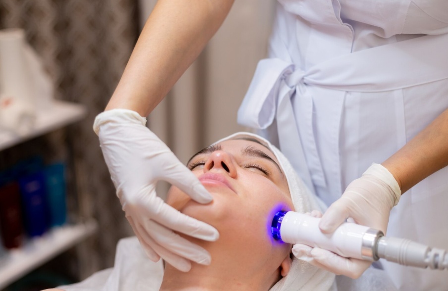 HIFU vs RF: What’s the Difference for Skin Tightening and Anti-Aging?